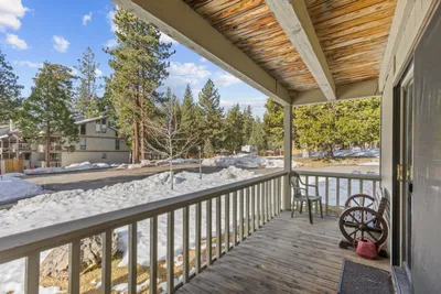 Deck & Outdoor Space 2